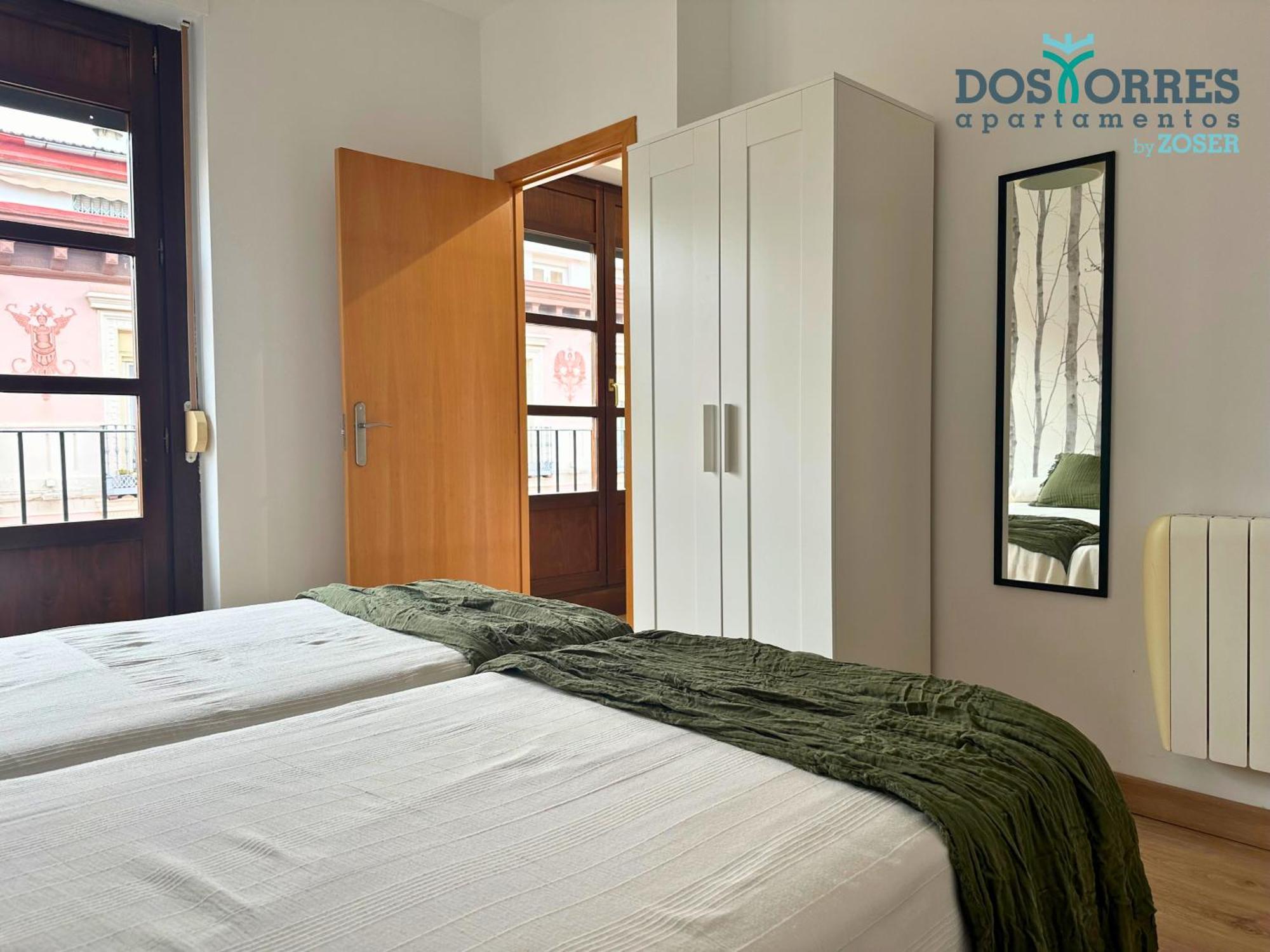 סרגוסה Dos Torres Pilar Suites- Balcones Con Vistas A La Ciudad מראה חיצוני תמונה